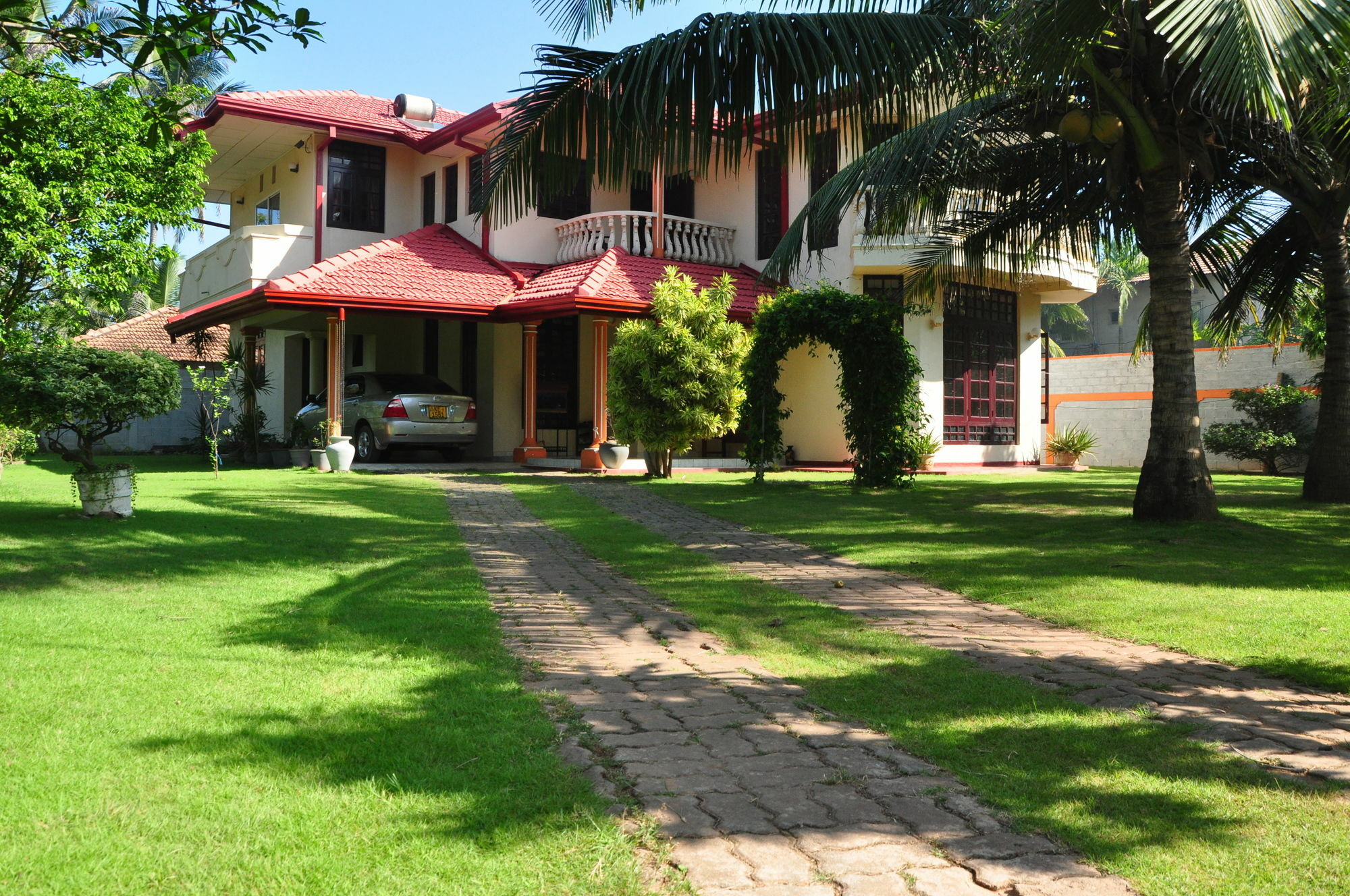 Sugandi Inn Kochchikade Extérieur photo